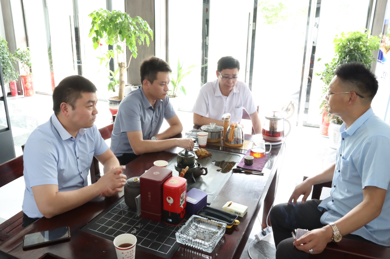 【DB视讯品质服务与关切】董事长带队亲临一线，端午节巡检湖北片区