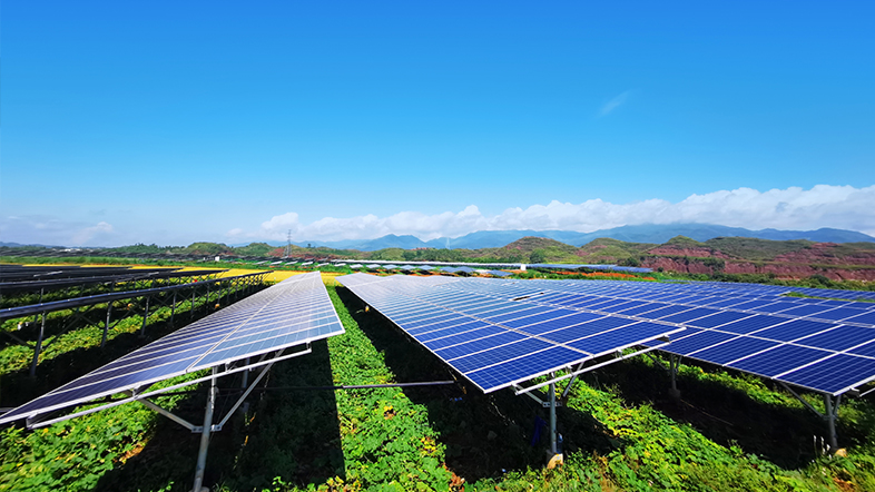 光伏发电为什么会被当局大力搀扶，和被多人追捧呢？